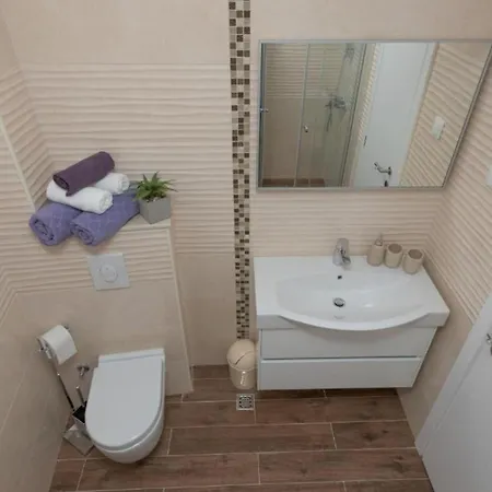 Hani 2 Apartment Makarska