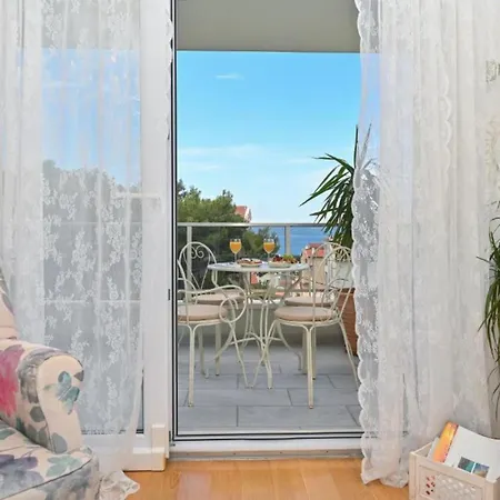 Hani 2 アパート マカルスカ