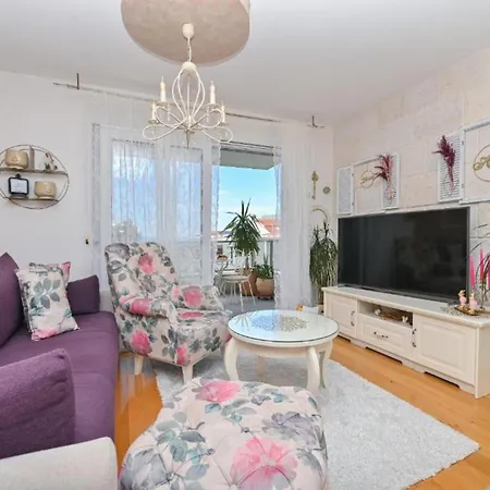 Hani 2 マカルスカ